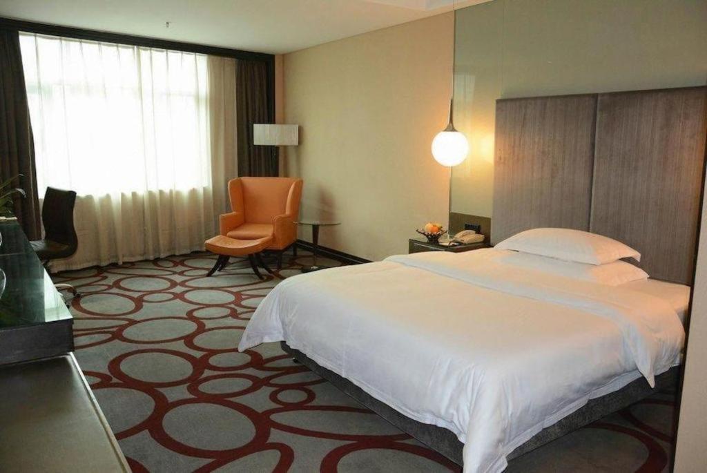 Dongguan Silver World Garden Hotel Eksteriør billede